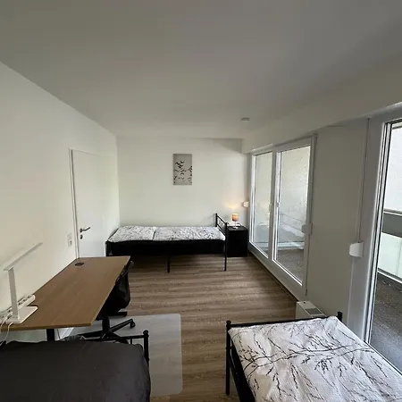 Beautiful And Cosy In Location With 2 Balconies *