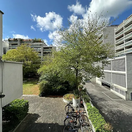 Apartment Beautiful And Cosy In Location With 2 Balconies *