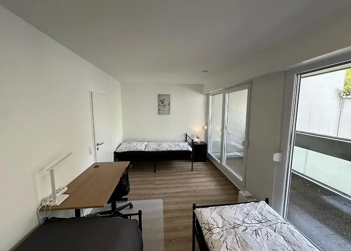 Beautiful And Cosy In Location With 2 Balconies *